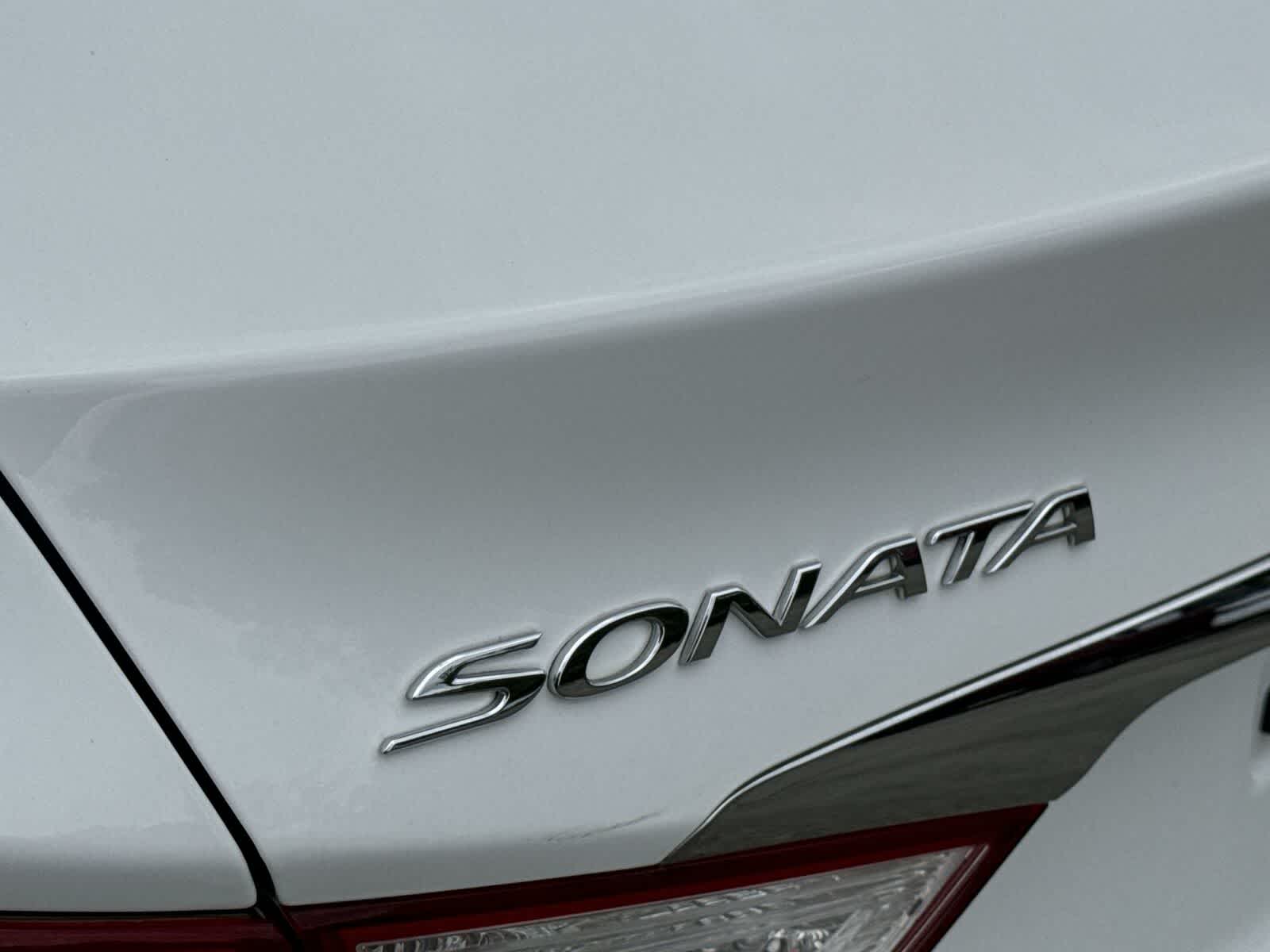 2013 Hyundai Sonata GLS 12