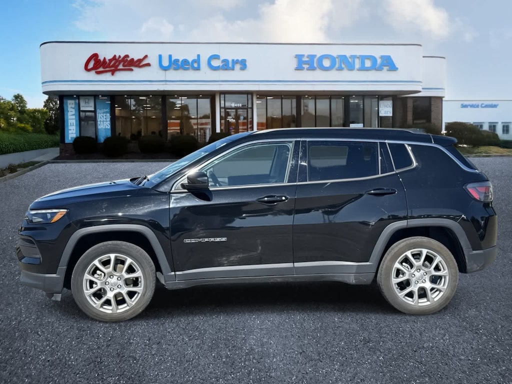 Used 2022 Jeep Compass Latitude Lux SUV