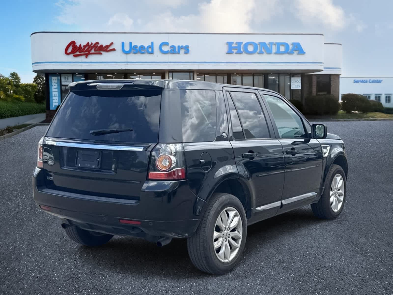 Thumbnail: 2013 Land Rover LR2 - 5