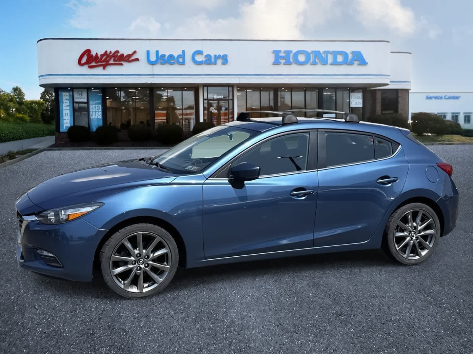 Thumbnail: 2018 Mazda Mazda3 - 2