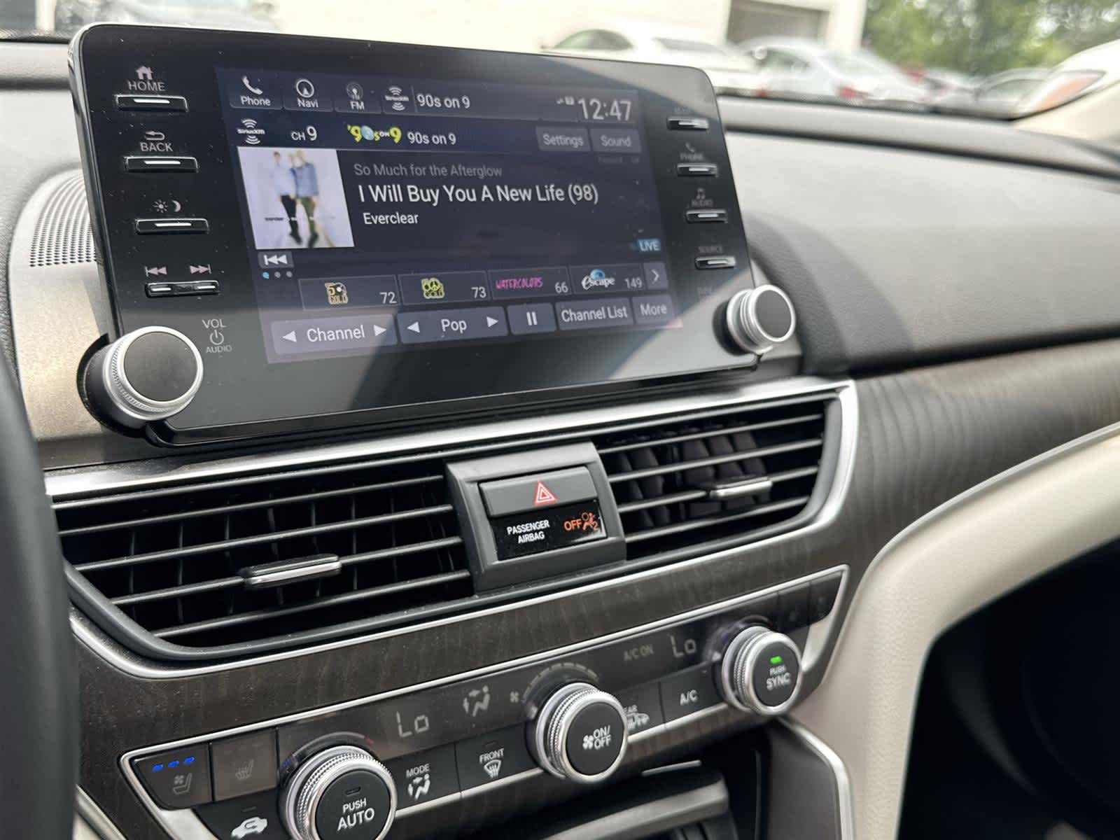 2021 Honda Accord Touring 24