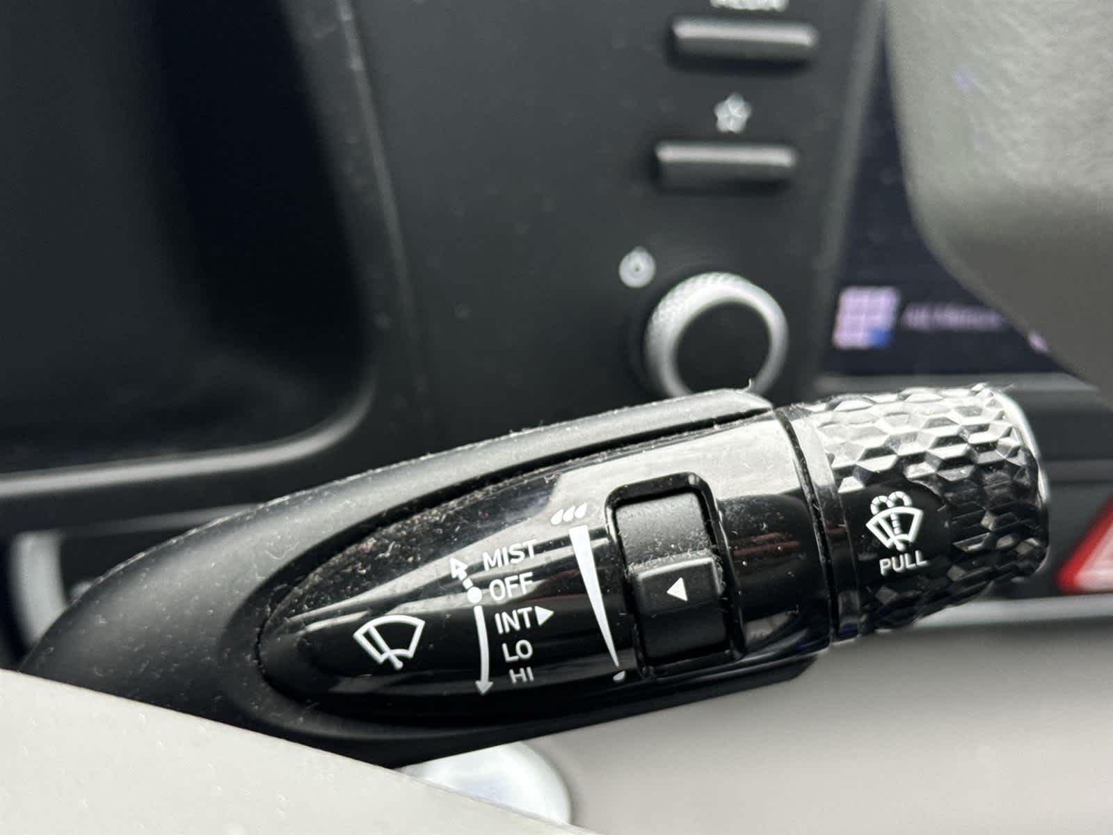 Thumbnail: 2022 Hyundai Elantra - 20