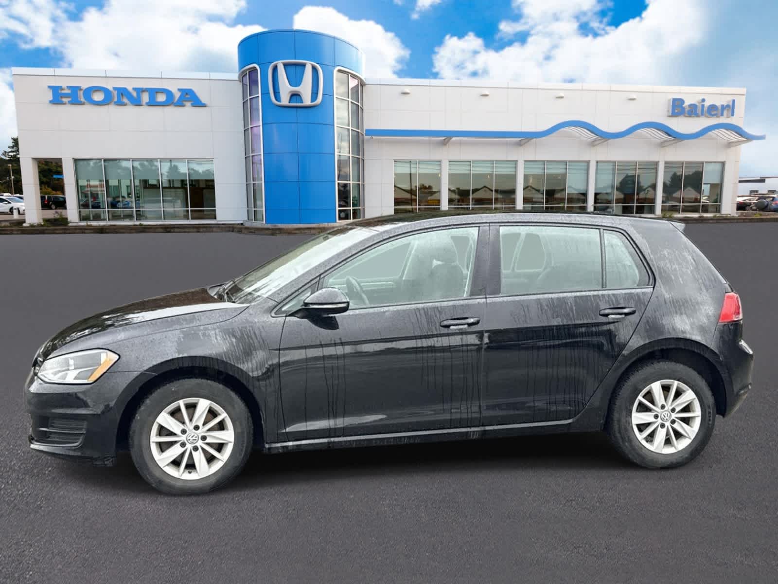 Used 2016 Volkswagen Golf TSI S with VIN 3VW117AU2GM059843 for sale in Wexford, PA
