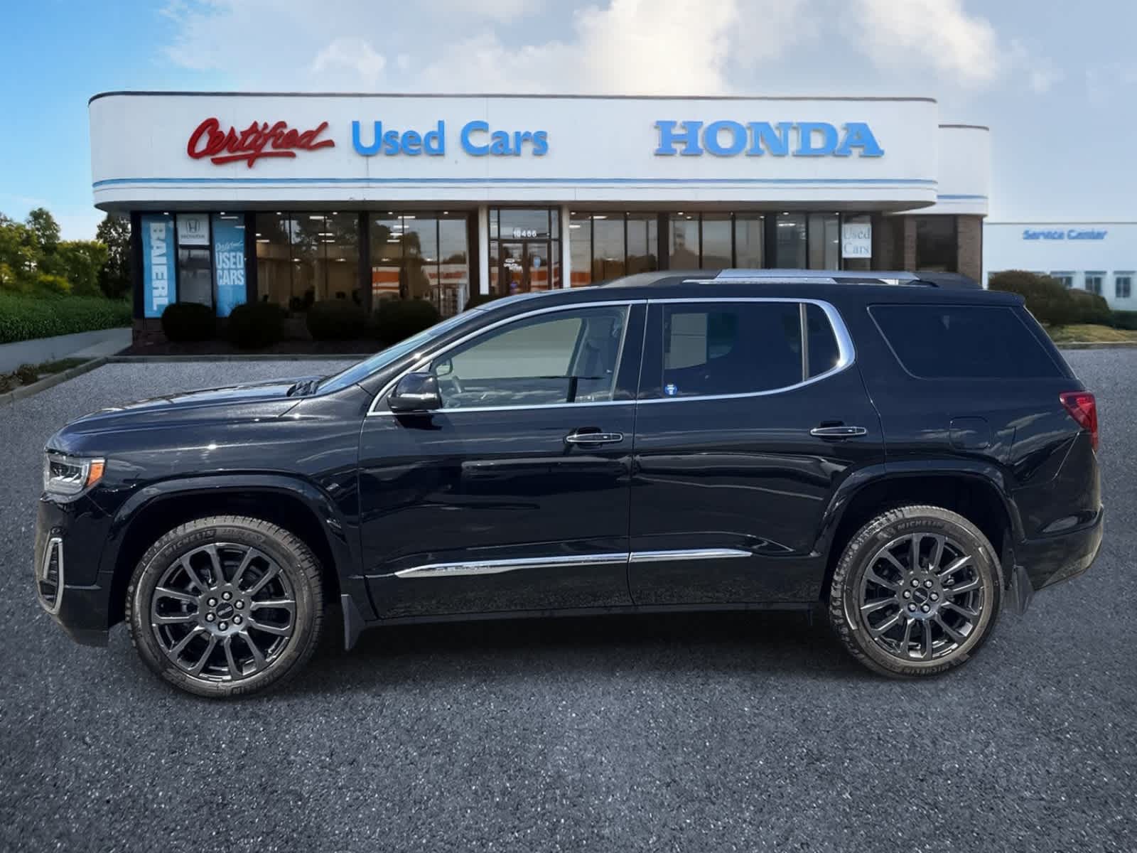 Thumbnail: 2023 GMC Acadia - 2