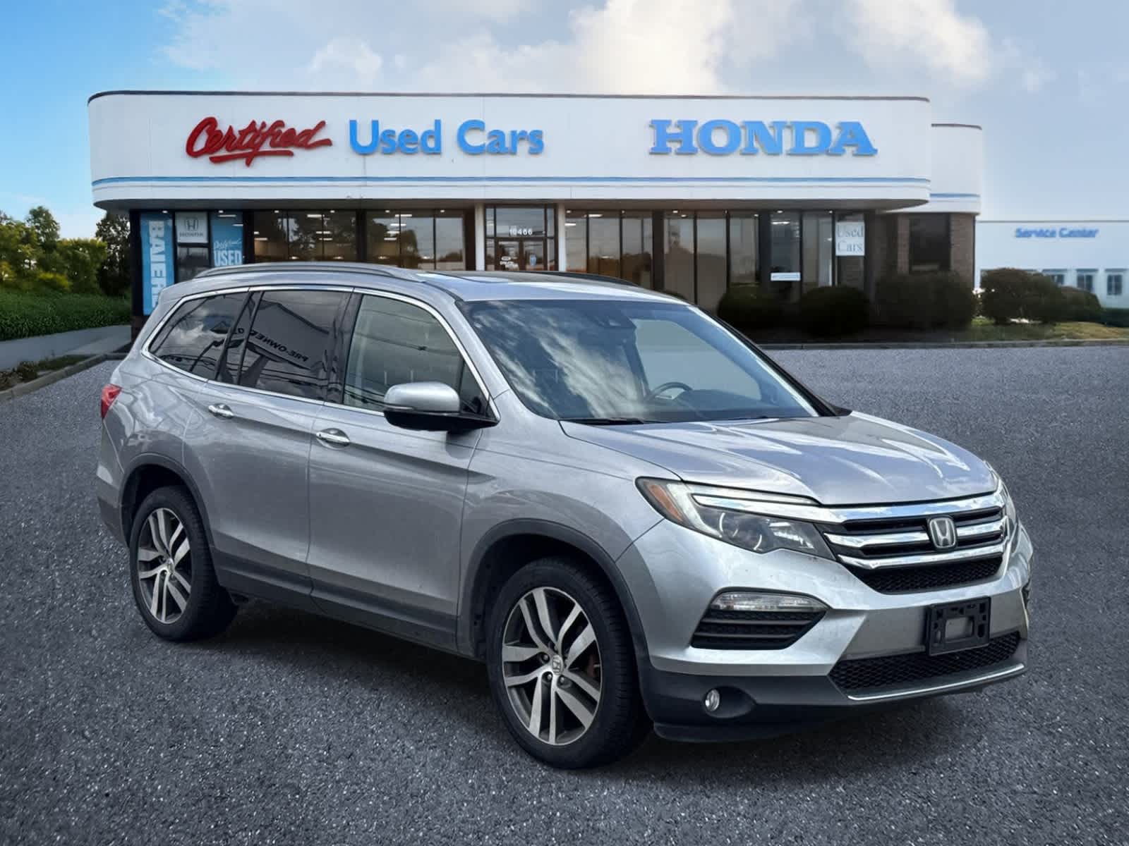Thumbnail: 2018 Honda Pilot - 4
