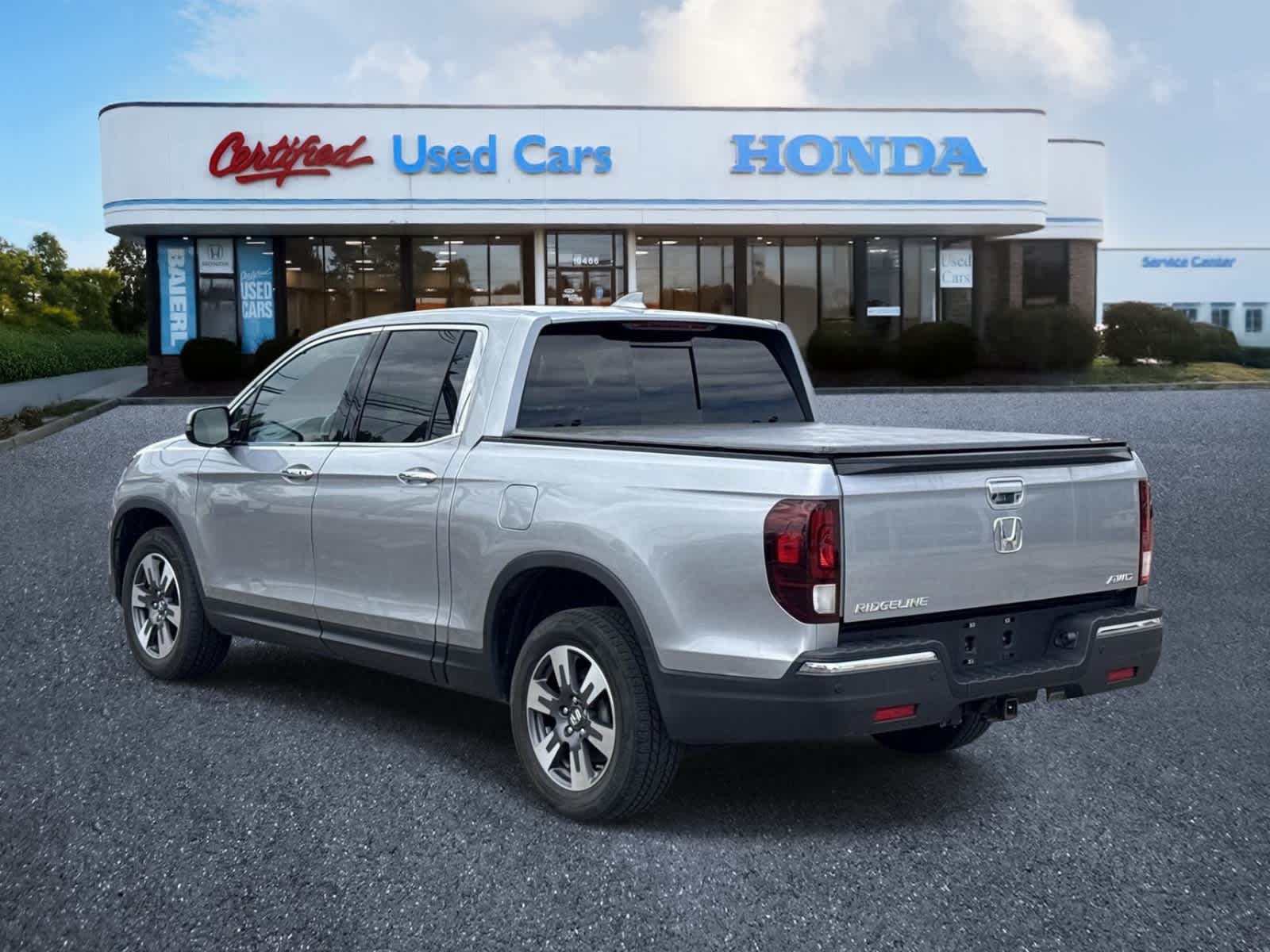 Thumbnail: 2017 Honda Ridgeline - 3