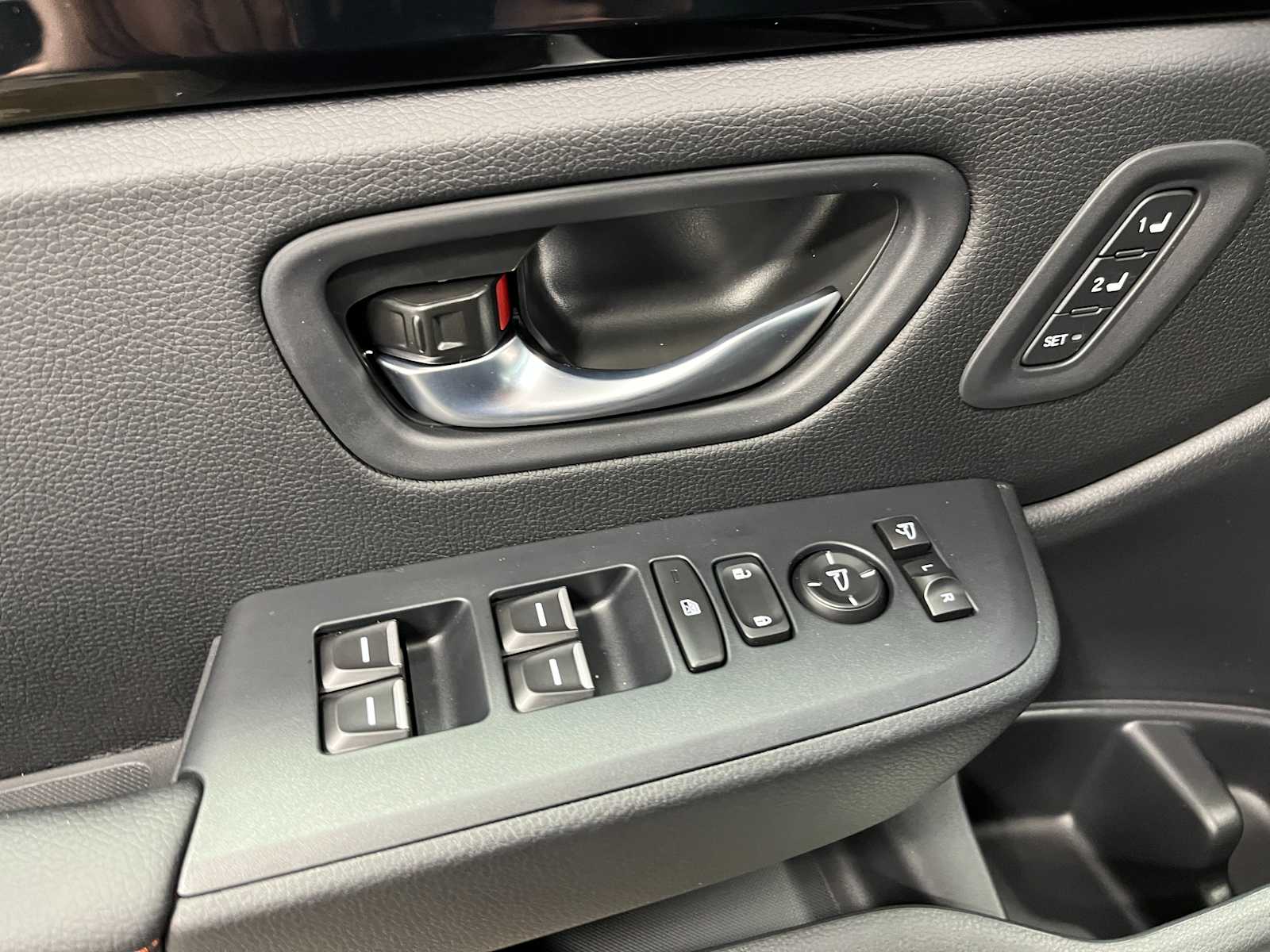 Thumbnail: 2026 Honda Pilot - 10