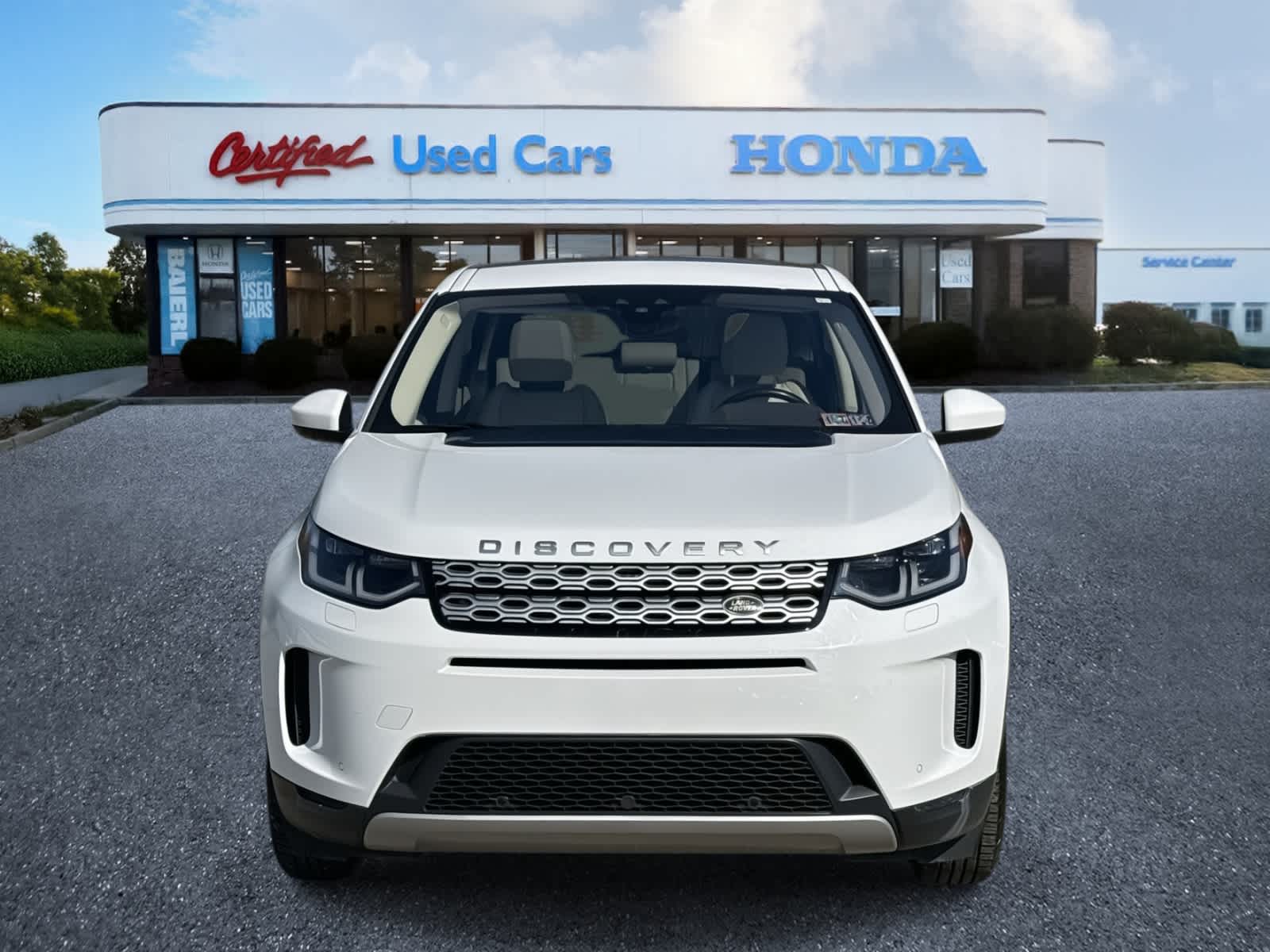 Thumbnail: 2020 Land Rover Discovery Sport - 8