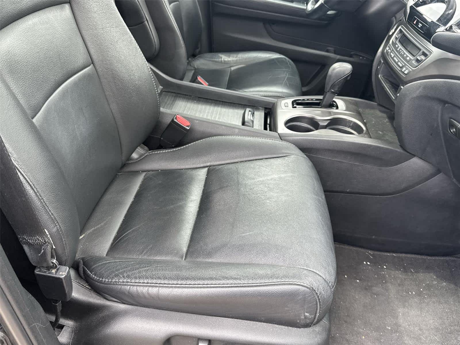 Thumbnail: 2020 Honda Pilot - 16