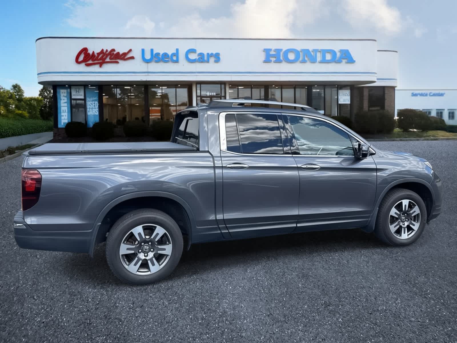 Thumbnail: 2017 Honda Ridgeline - 6