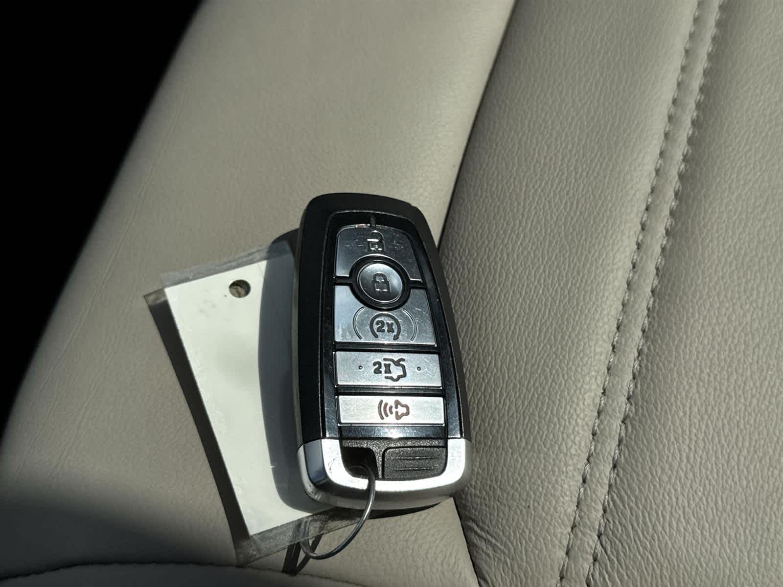 Thumbnail: 2018 Ford Fusion - 33