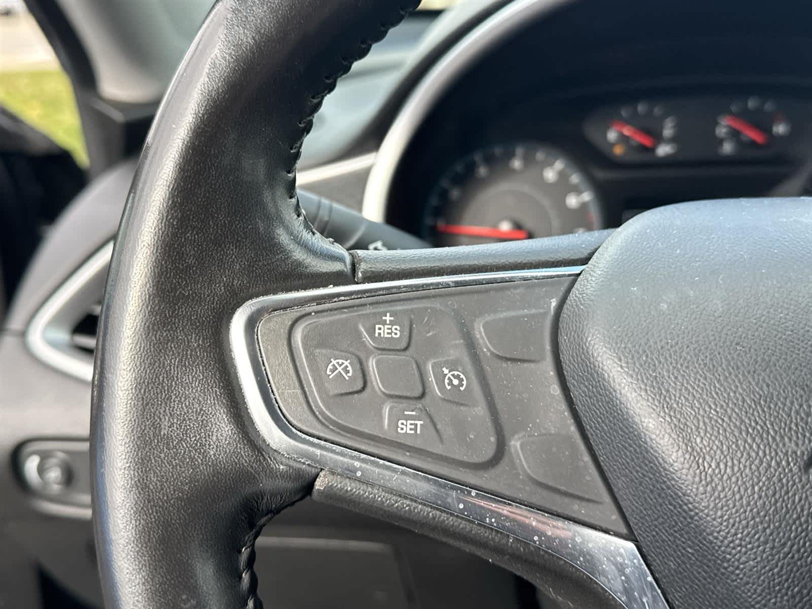 Thumbnail: 2020 Chevrolet Malibu - 20