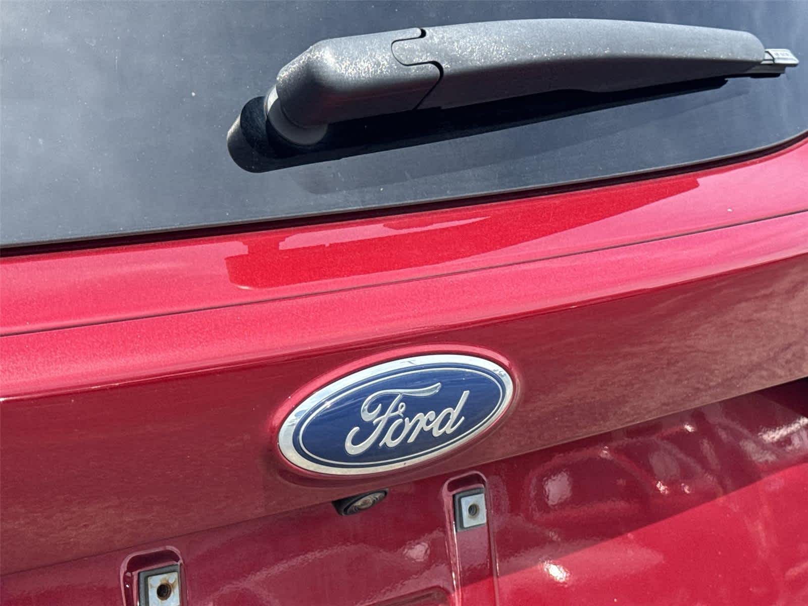Thumbnail: 2019 Ford Escape - 10
