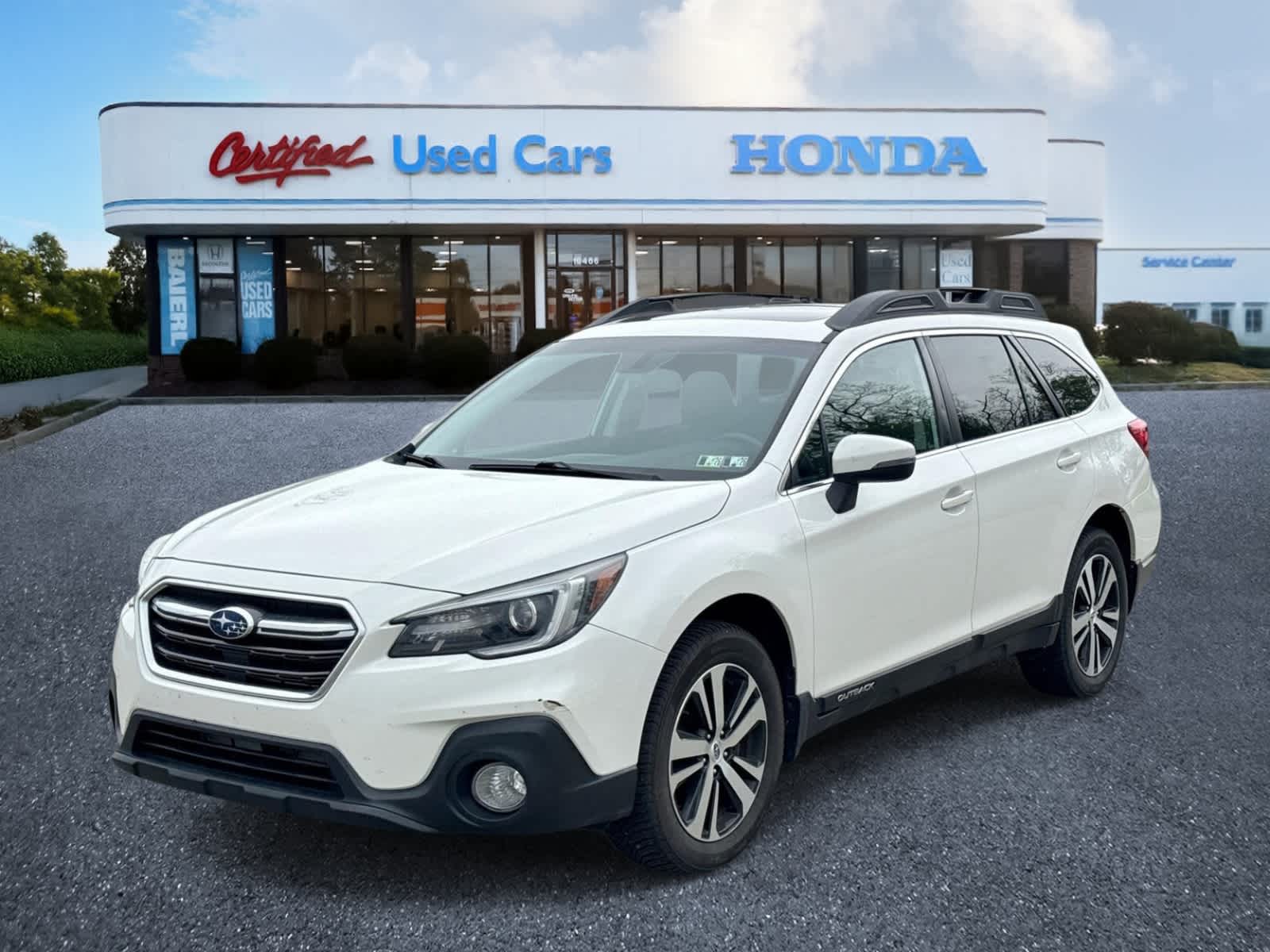 Thumbnail: 2018 Subaru Outback - 1