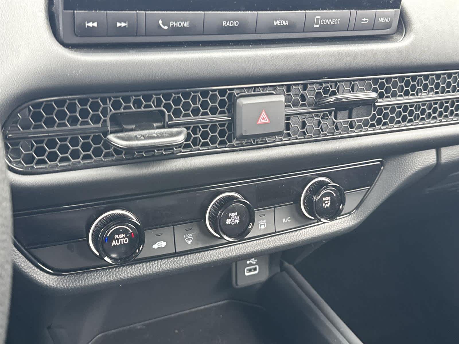 Thumbnail: 2025 Honda HR-V - 32