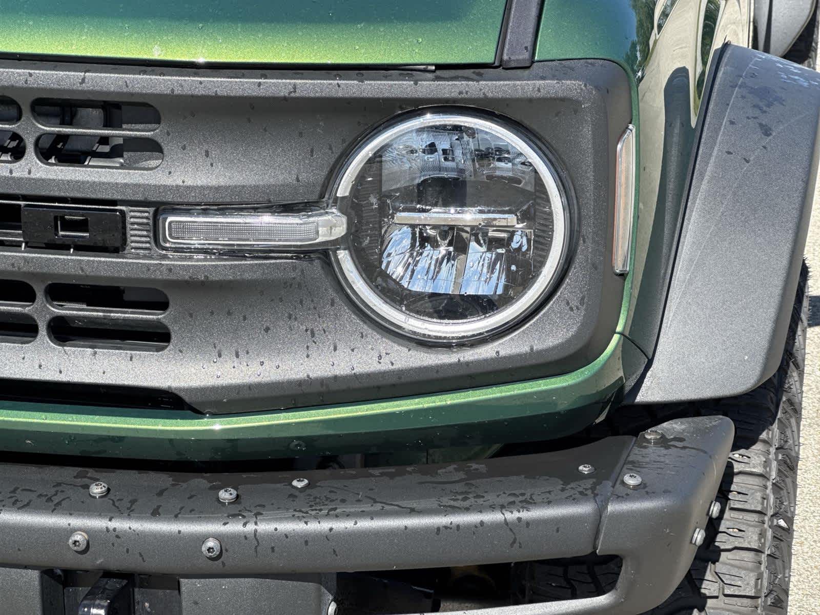 Thumbnail: 2022 Ford Bronco - 9