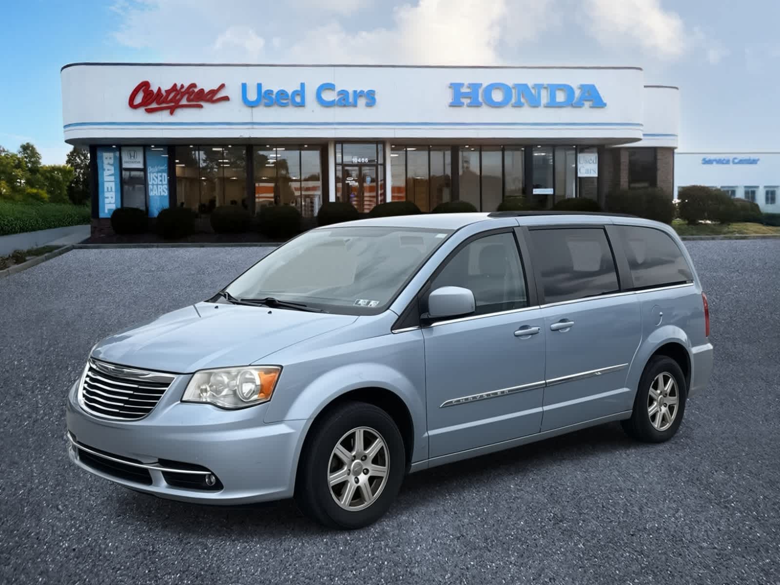 2013 Chrysler Town & Country Touring -
                  Wexford, PA