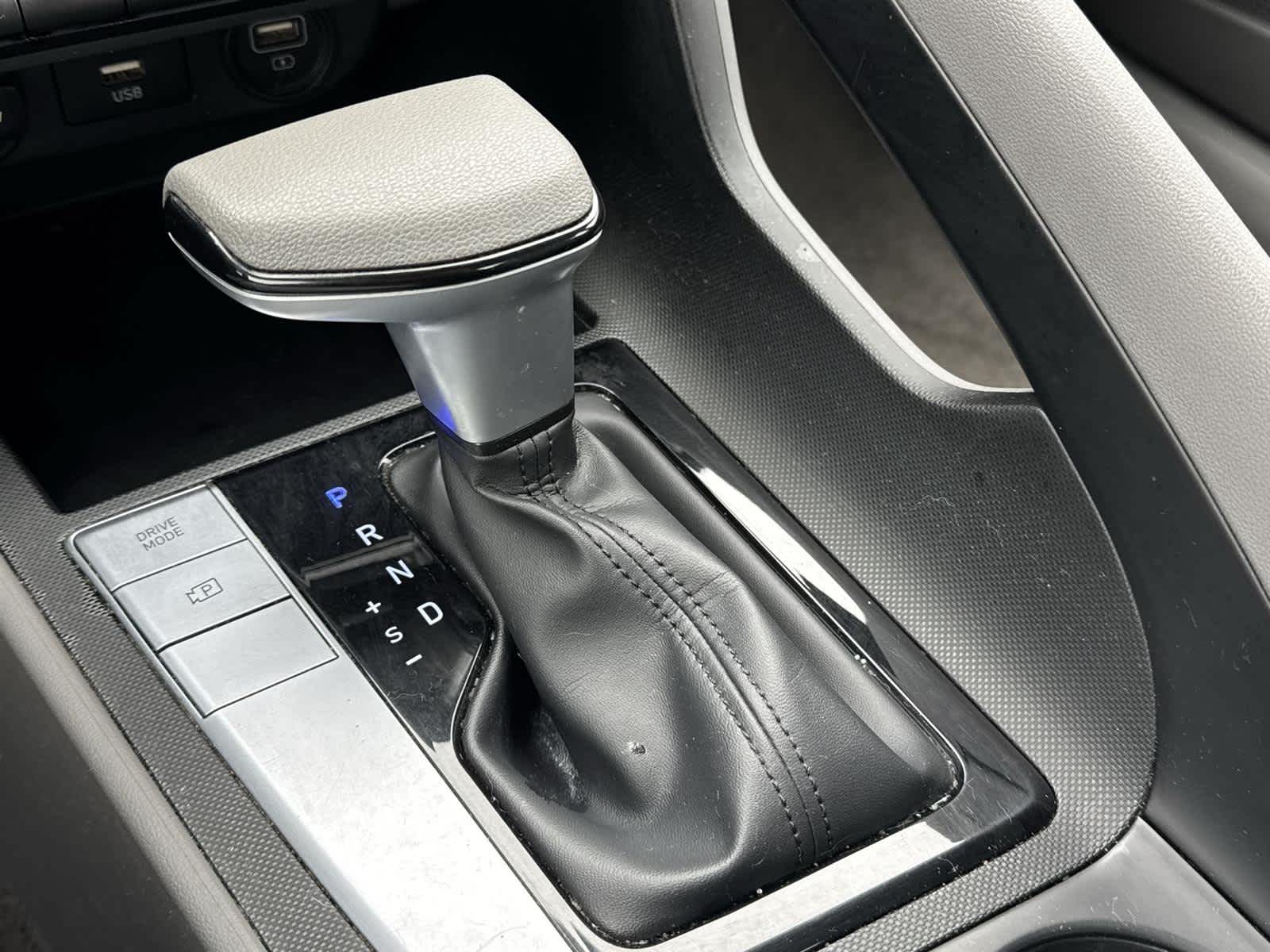 Thumbnail: 2022 Hyundai Elantra - 26