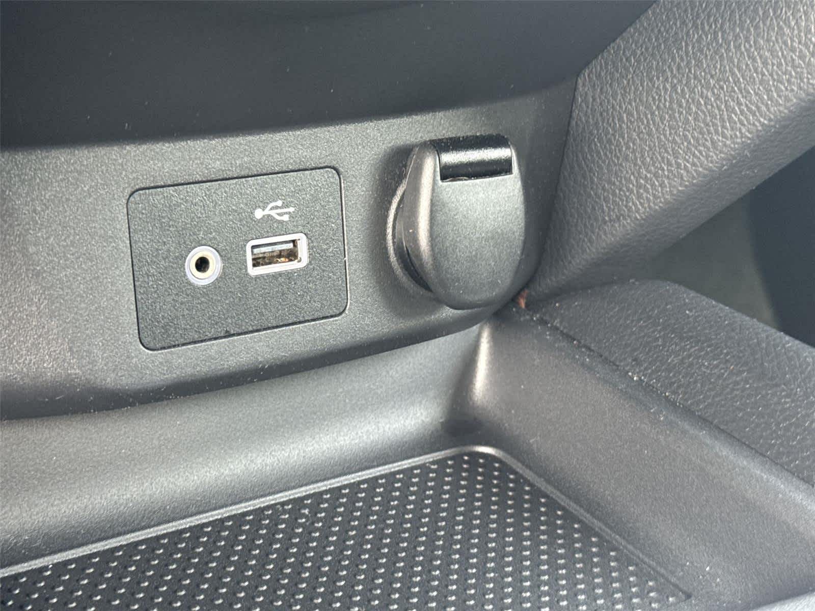 Thumbnail: 2020 Nissan Rogue - 25