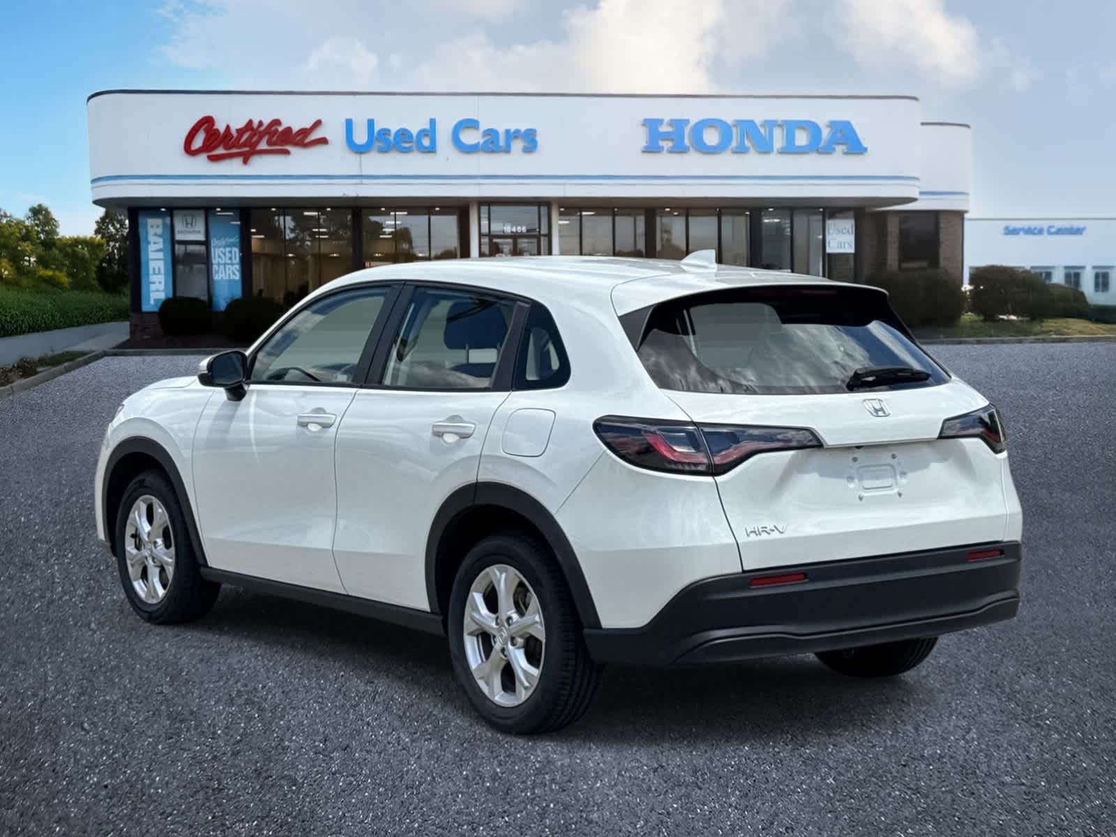 Thumbnail: 2023 Honda HR-V - 3