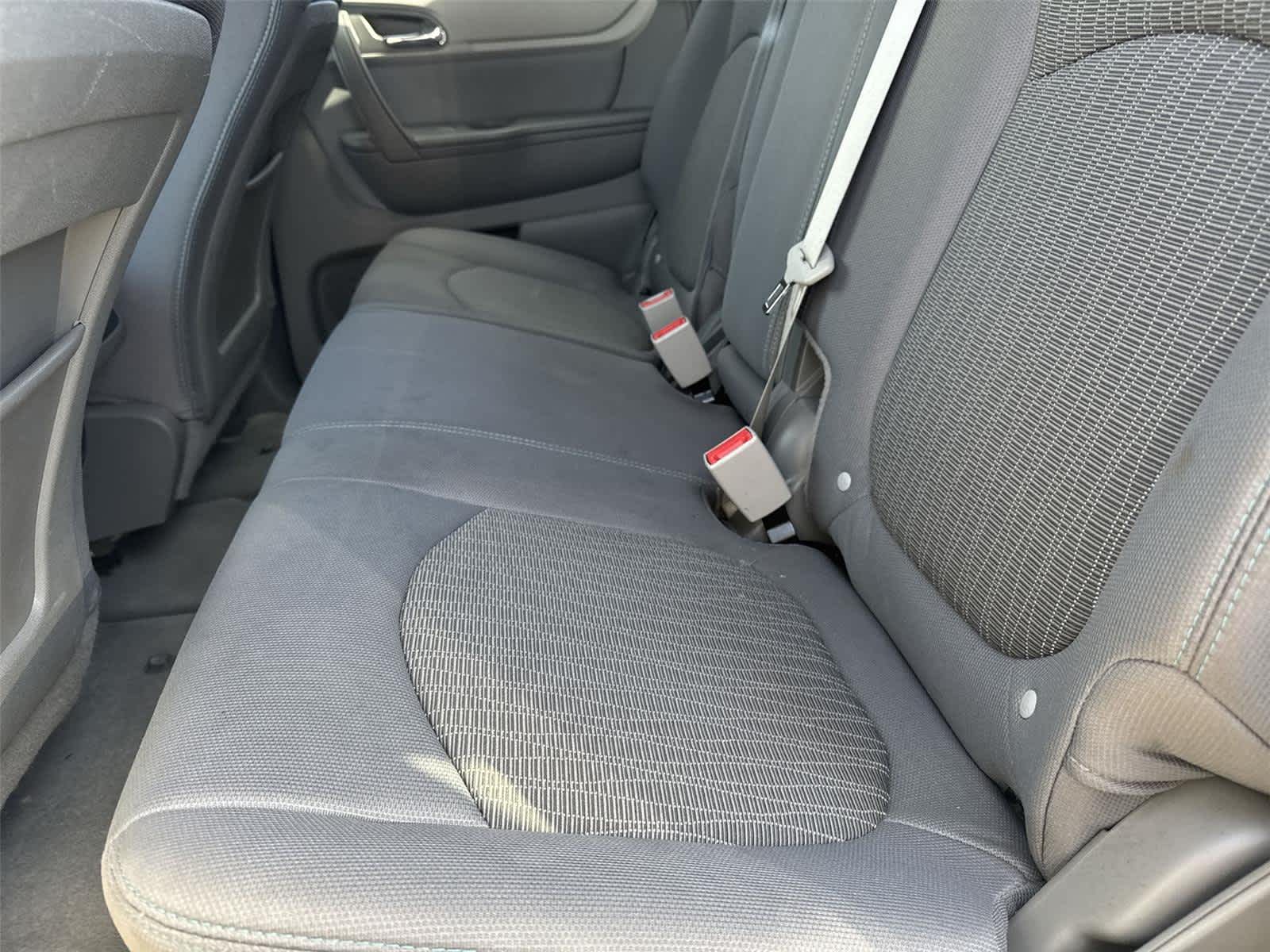 Thumbnail: 2014 Chevrolet Traverse - 16