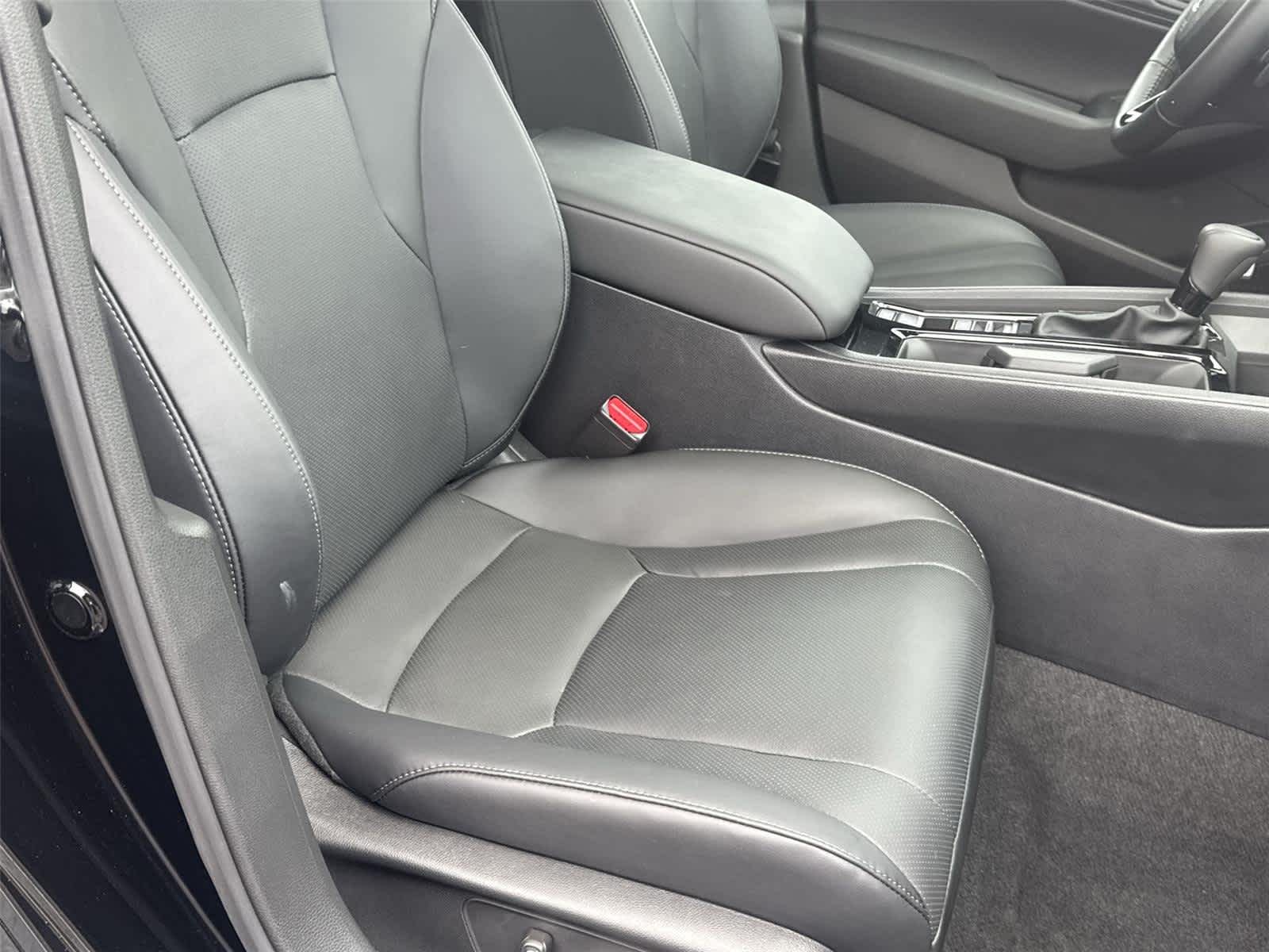 2025 Honda Accord Hybrid EX-L - Photo 18