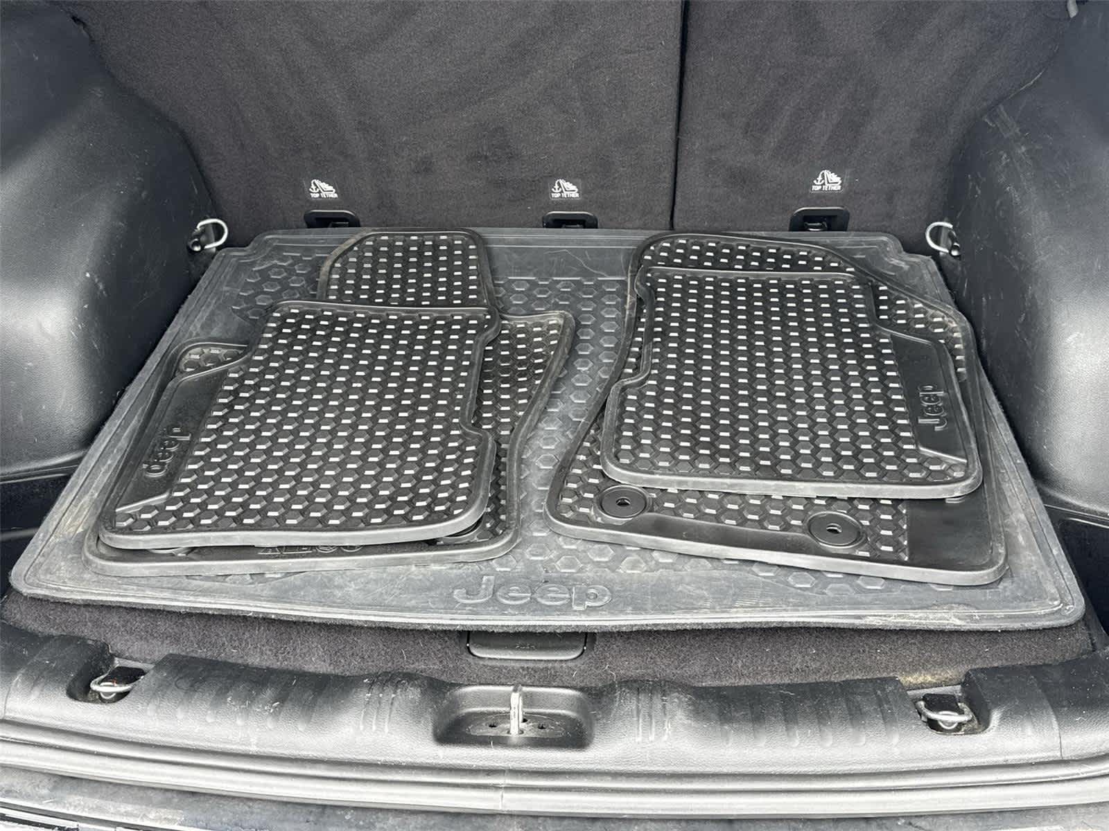 Thumbnail: 2019 Jeep Compass - 14