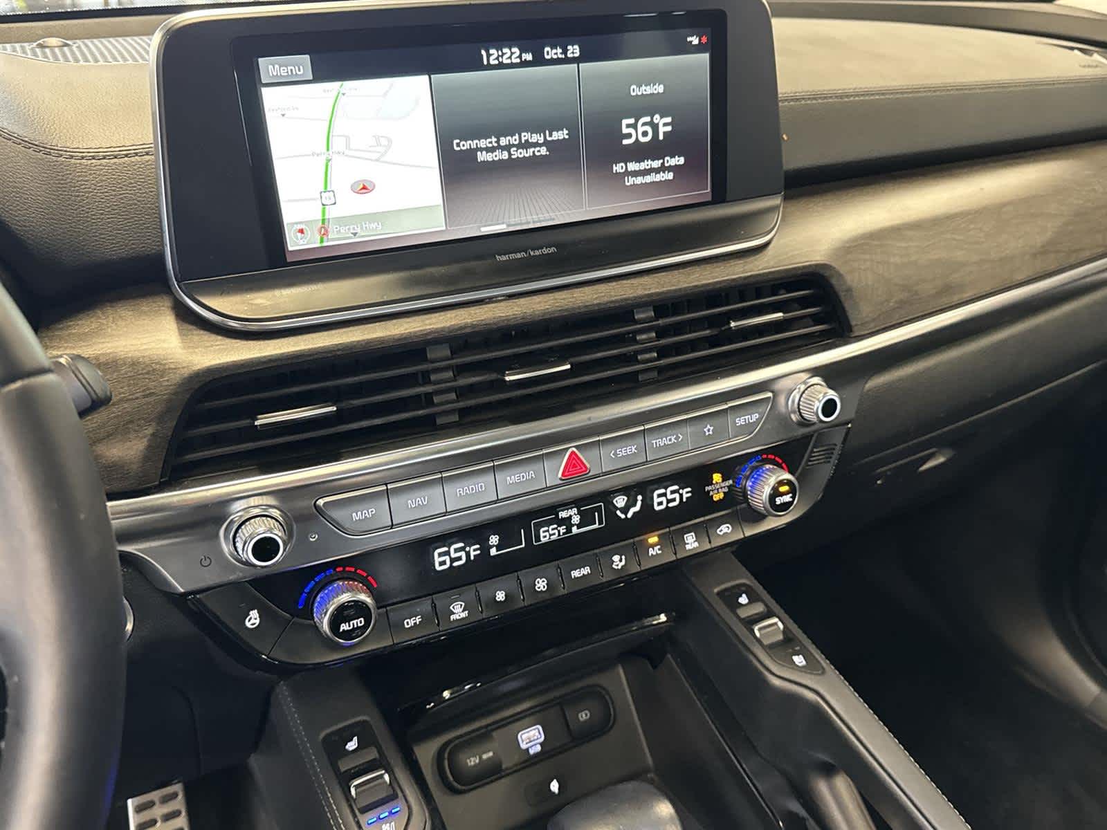 Thumbnail: 2021 Kia Telluride - 24