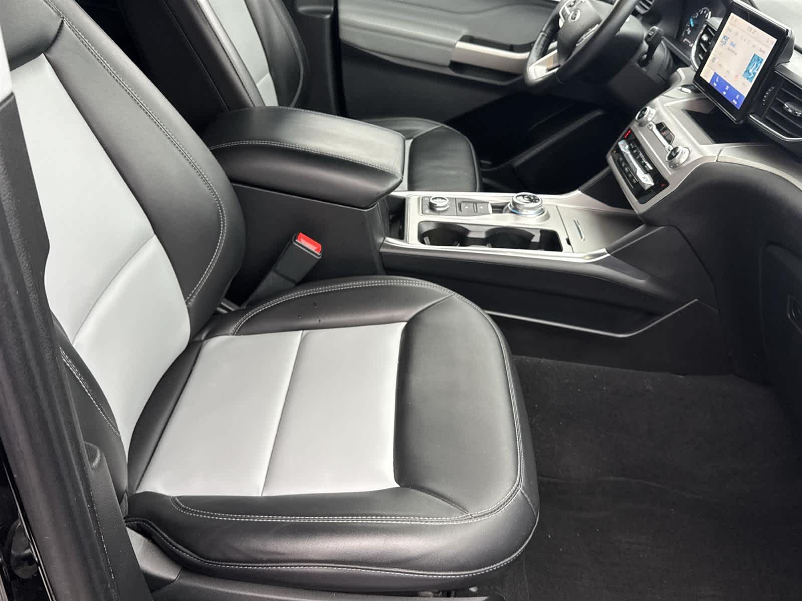 Thumbnail: 2023 Ford Explorer - 14