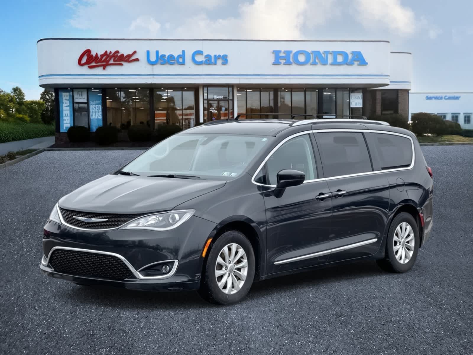 2018 Chrysler Pacifica  -
                  Wexford, PA