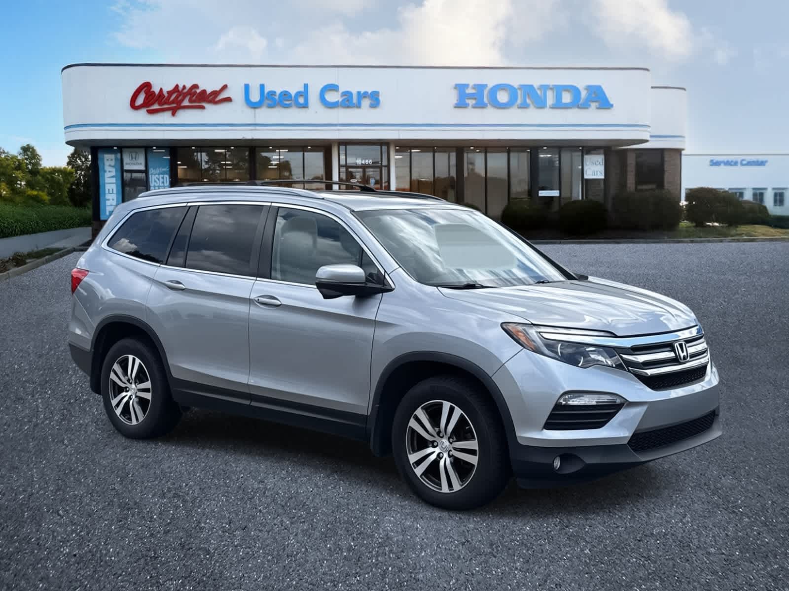 Thumbnail: 2017 Honda Pilot - 7