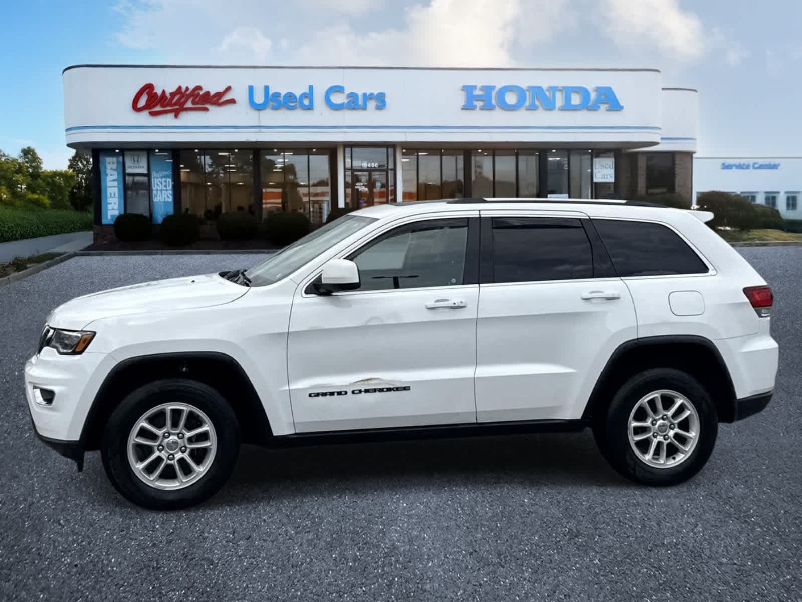 Thumbnail: 2020 Jeep Grand Cherokee - 2