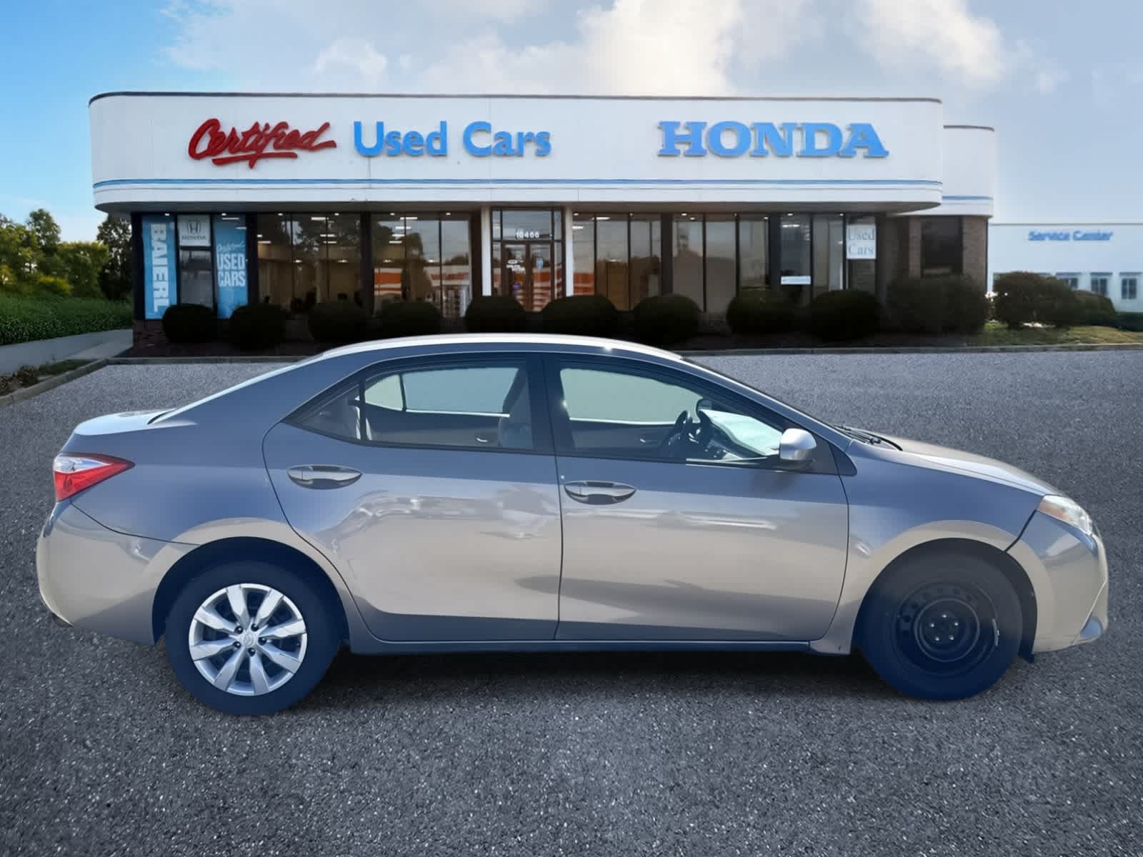 Thumbnail: 2014 Toyota Corolla - 6