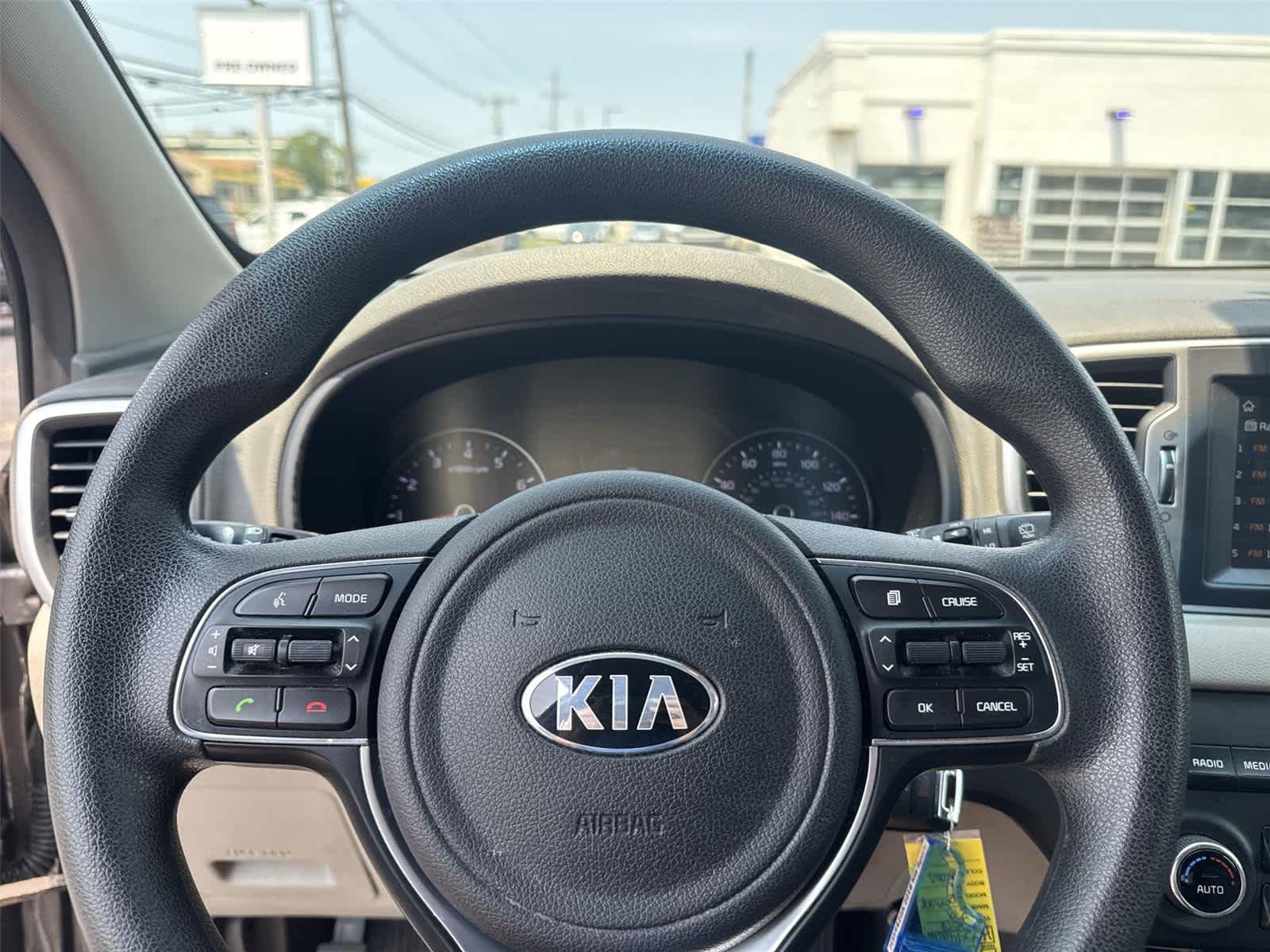 Thumbnail: 2018 Kia Sportage - 16