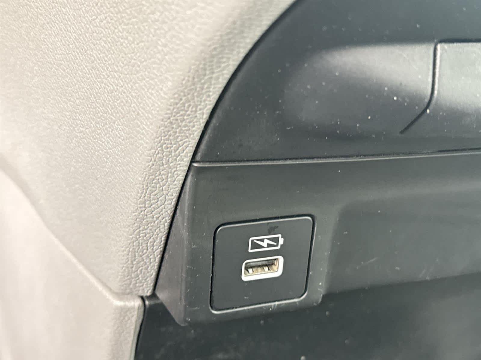 Thumbnail: 2022 Honda Odyssey - 25