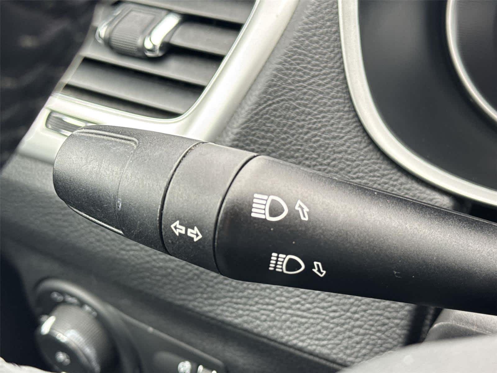 Thumbnail: 2019 Jeep Compass - 21