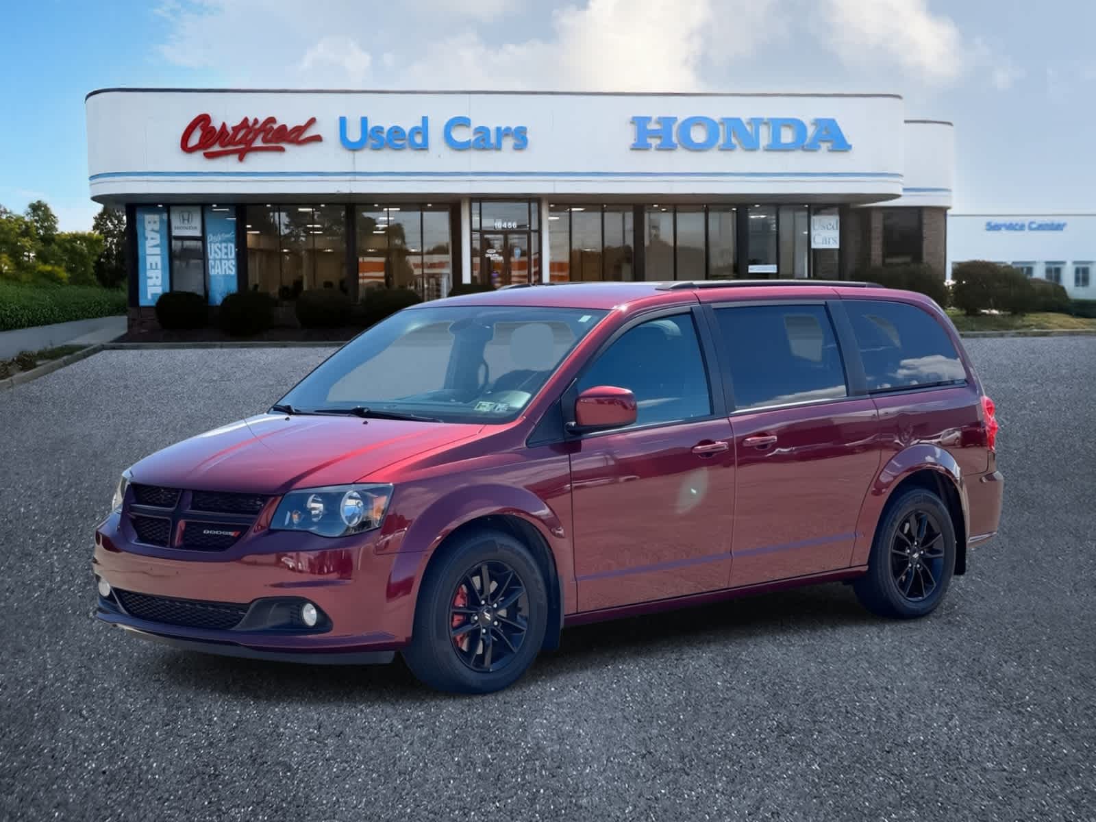 Thumbnail: 2019 Dodge Grand Caravan - 1