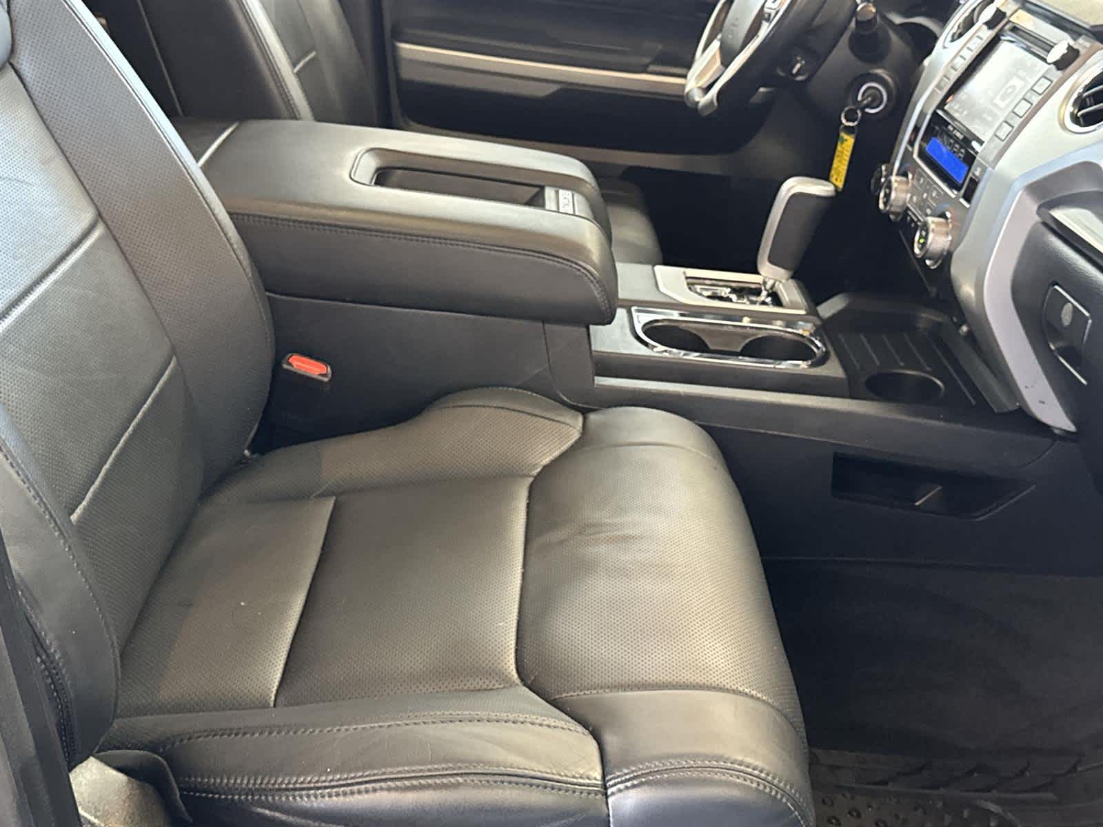 Thumbnail: 2019 Toyota Tundra - 18