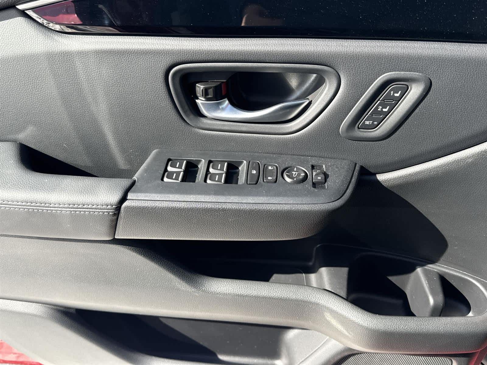 Thumbnail: 2025 Honda Pilot - 32