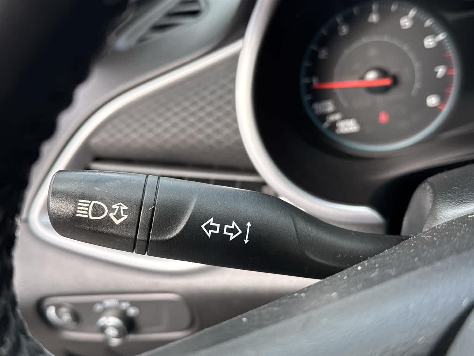 Thumbnail: 2020 Chevrolet Malibu - 23