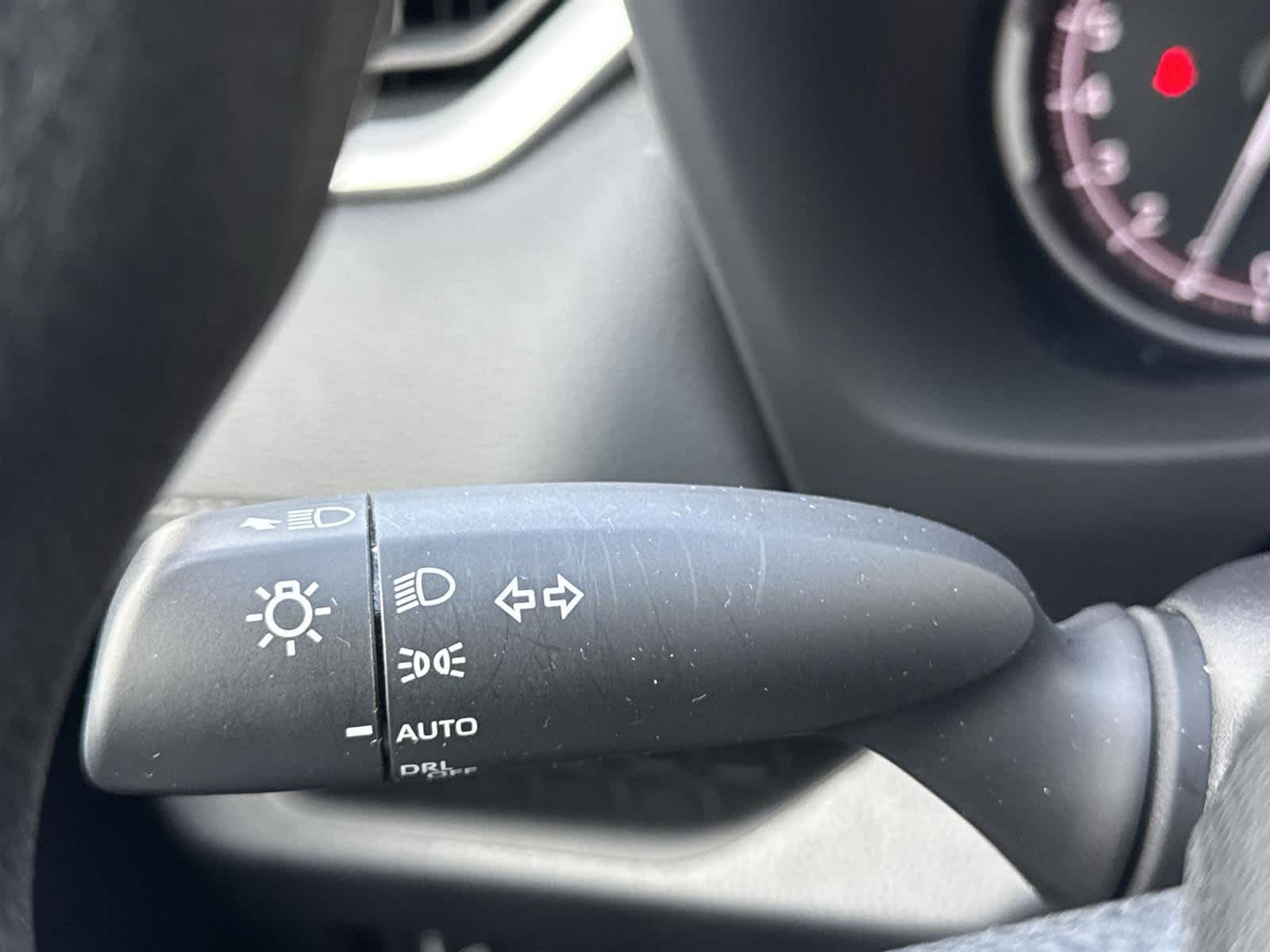 Thumbnail: 2024 Toyota RAV4 - 22