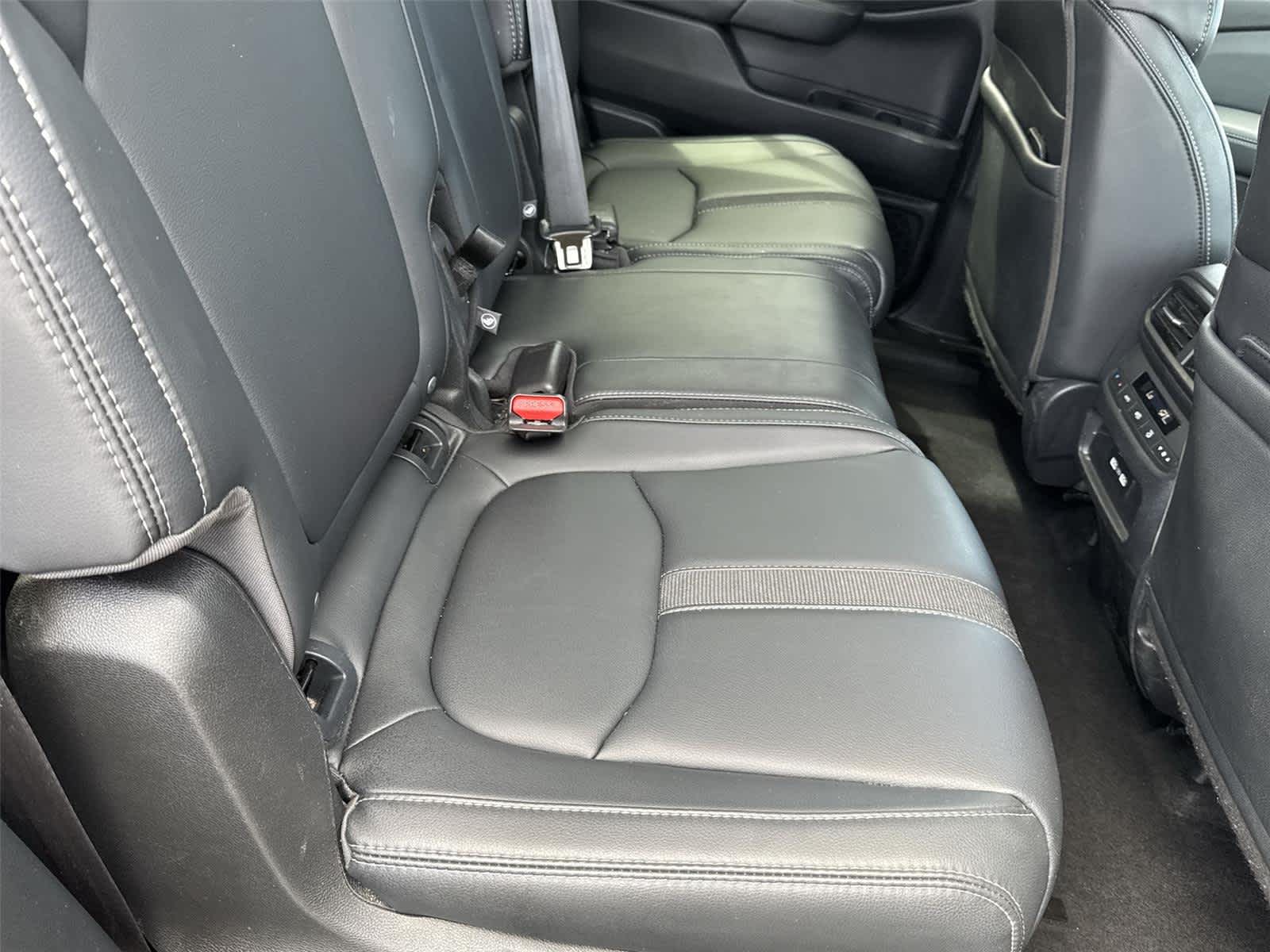 Thumbnail: 2023 Honda Pilot - 14