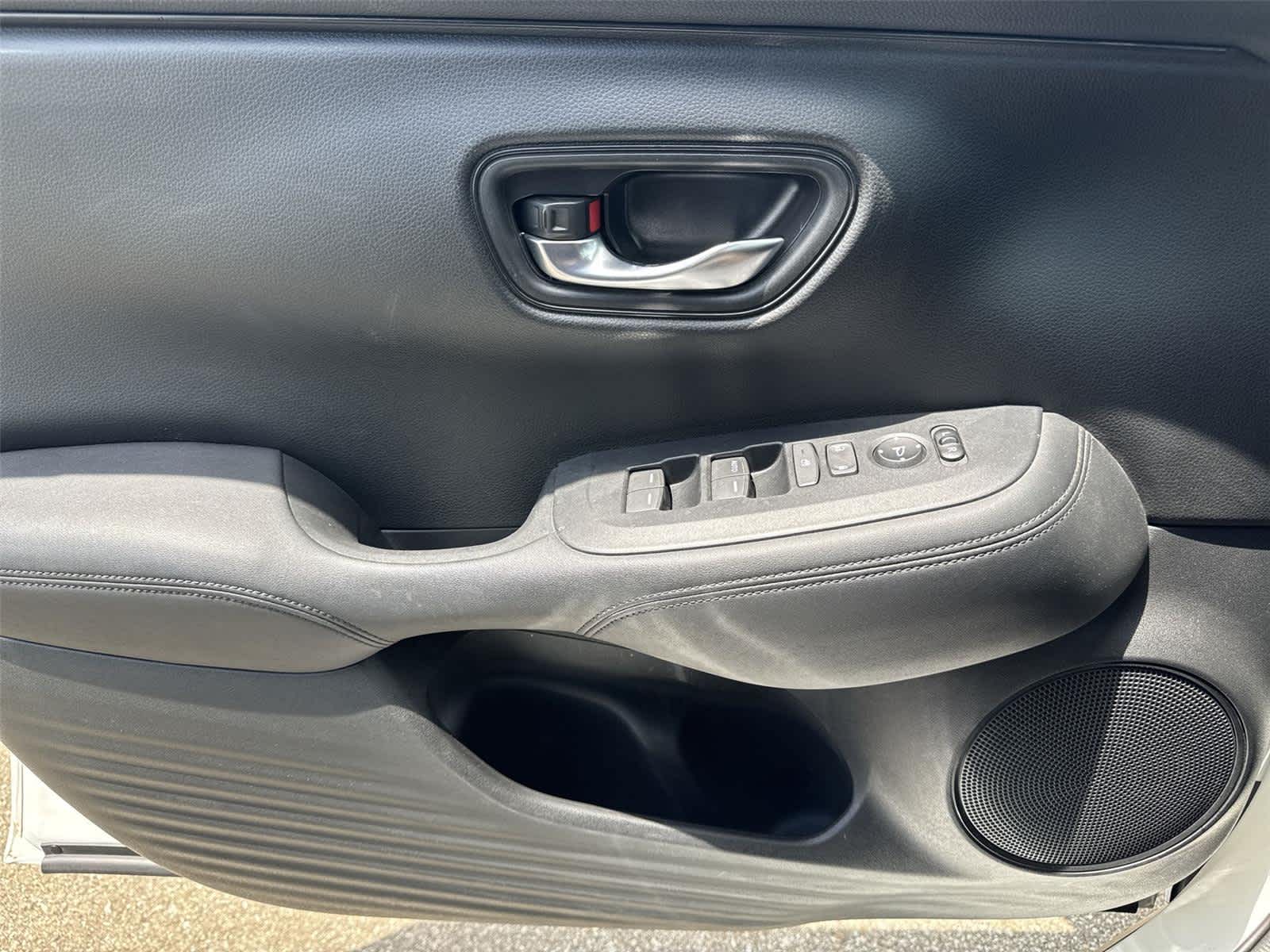 Thumbnail: 2023 Honda HR-V - 32
