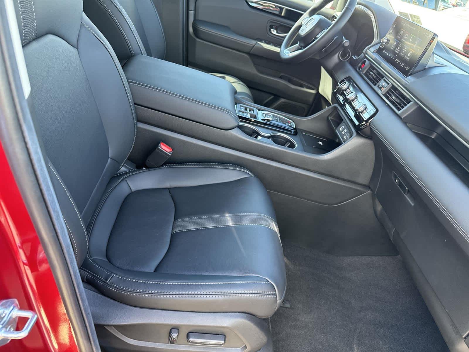 Thumbnail: 2025 Honda Pilot - 17