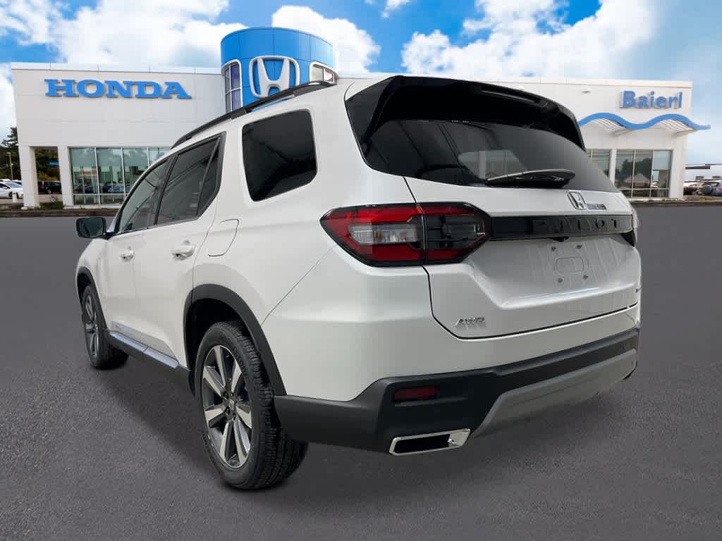 2025 Honda Pilot Touring photo 3