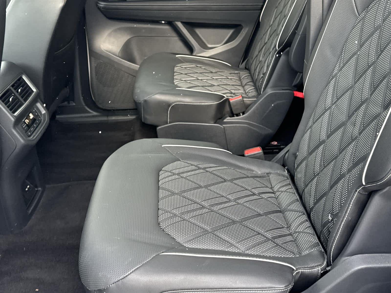 Thumbnail: 2024 Volkswagen Atlas - 14