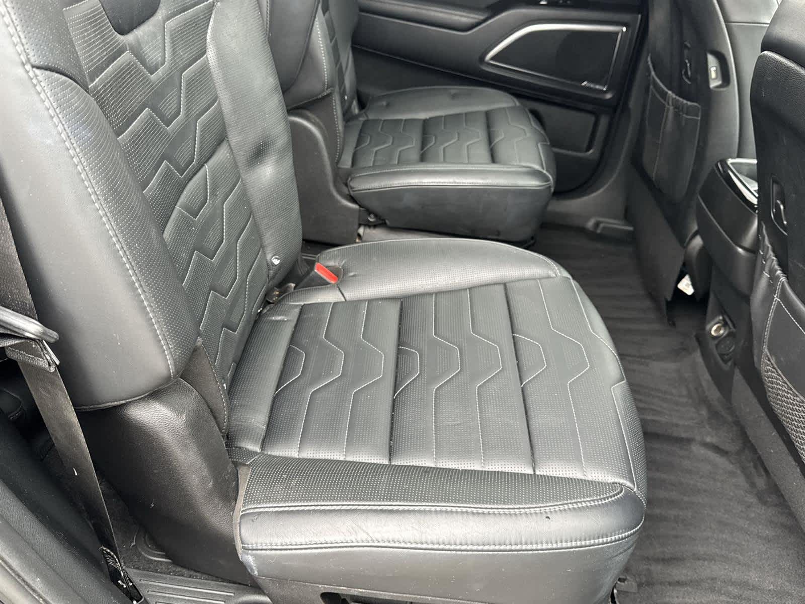 Thumbnail: 2021 Kia Telluride - 15