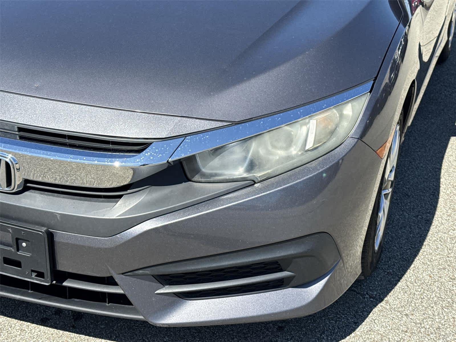 Thumbnail: 2016 Honda Civic - 9