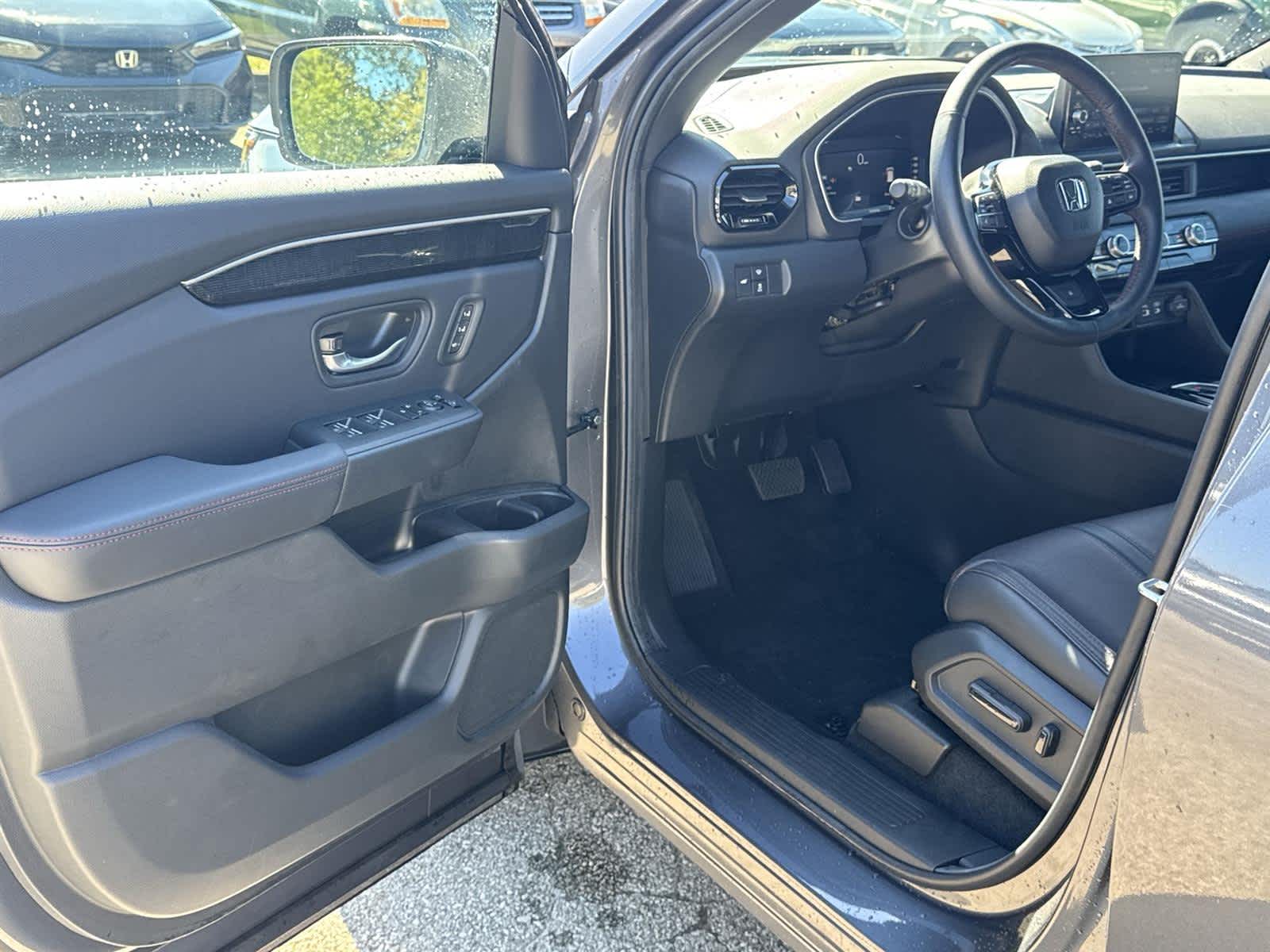 Thumbnail: 2025 Honda Pilot - 2