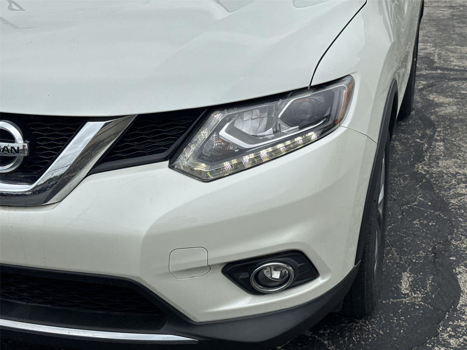 Thumbnail: 2015 Nissan Rogue - 9